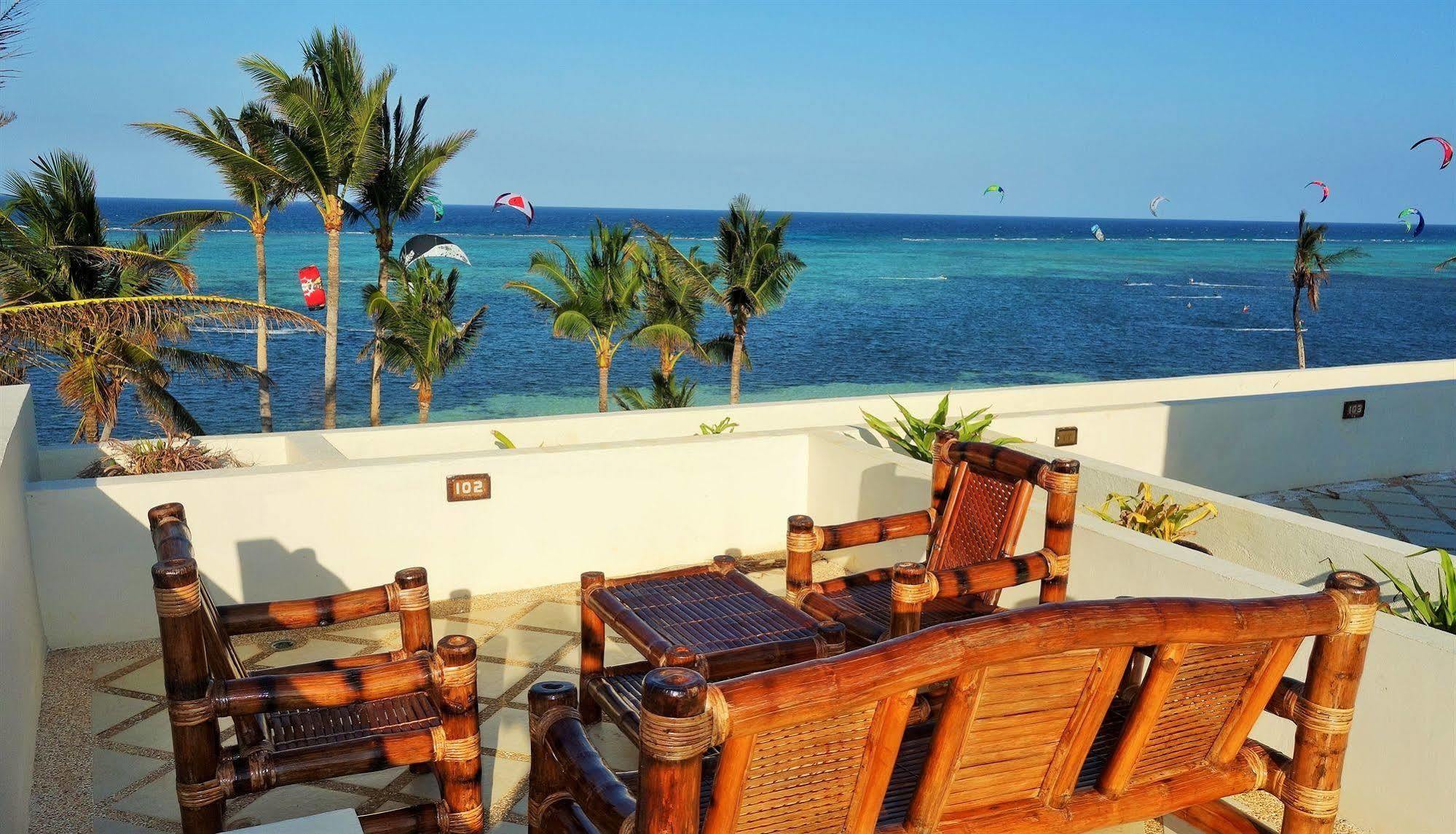 Boracay Apartments At 7 Stones Balabag  Экстерьер фото